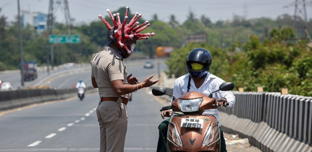 Polis India guna ‘Topi Corona’