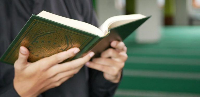 Rujuk al-Quran jika kita buntu atau terbeban dengan banyak masalah