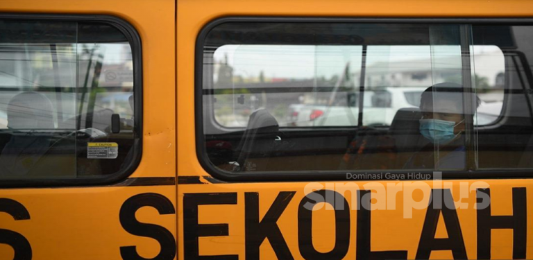 Pengusaha bas sekolah kini jadi pemandu lori, terkesan akibat Covid-19