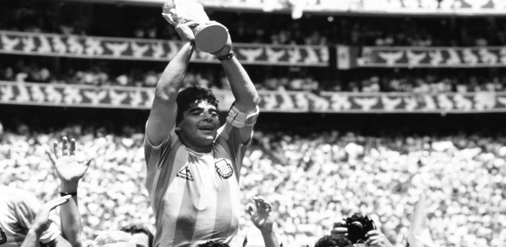 Selamat tinggal‘hand of god’, ini kisah Maradona dalam dunia bola sepak