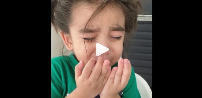 [VIDEO]Anak Amyra baca doa teresak-esak menangis tarik perhatian
