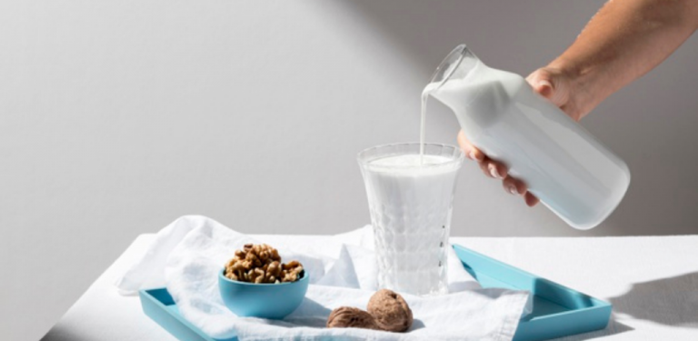 Elak minum susu ketika sedang dalam proses berdiet, cara itu tidak betul. Baca penjelasan ini...