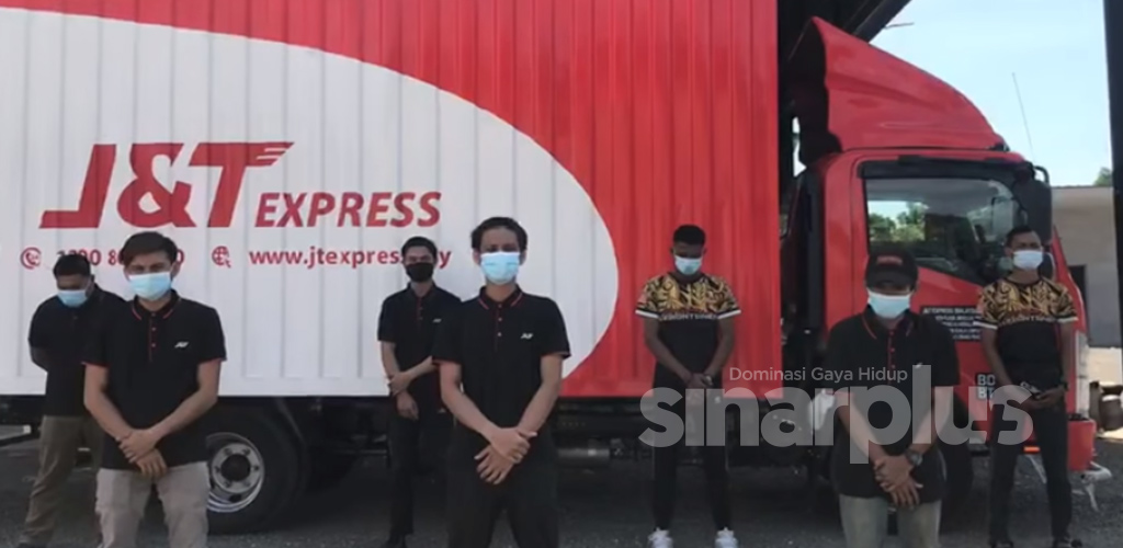 [VIDEO]7 pekerja J&T Perak akhirnya mohon maaf, mogok baling barang pelanggan