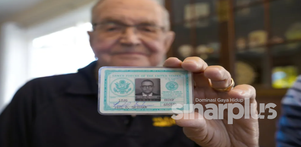 Dompet hilang 53 tahun berjaya ditemui semula, tak sangka boleh jumpa