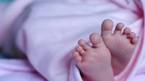 Bayi dilahirkan 3 zakar, kes pertama di dunia