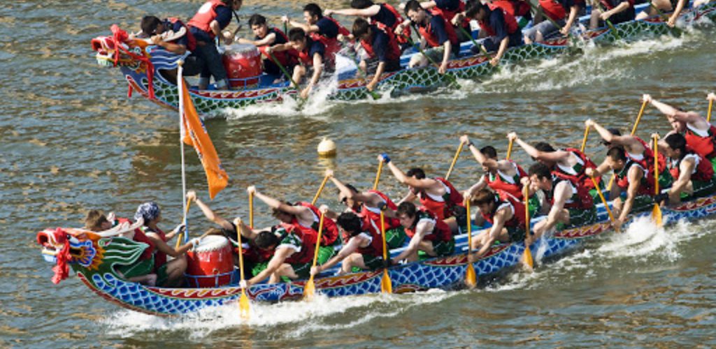 Pesta Perahu Naga meriah dan berwarna-warni di China, ini kisah disebaliknya