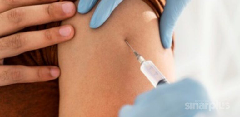 Vaksinasi Covid-19 boleh ganggu rawatan kanser? Ini penjelasan pakar mengenainya