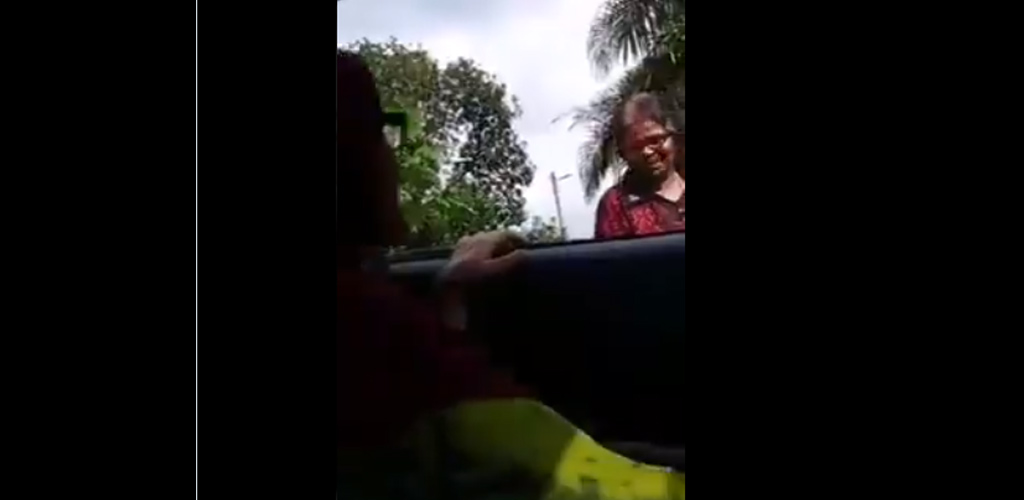 [VIDEO] Wow! Mak cik Melayu borak dalam bahasa Tamil, curi perhatian warga maya