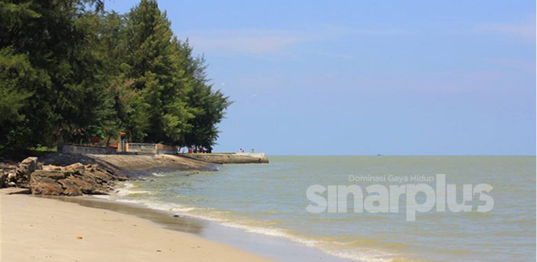 Pantai Kuala Langat ditutup… paras air laut paling tinggi dalam 20 tahun