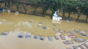 Jangan cuci dulu, tangkap gambar, berikut 5 tip buat tuntutan insurans kenderaan selepas banjir